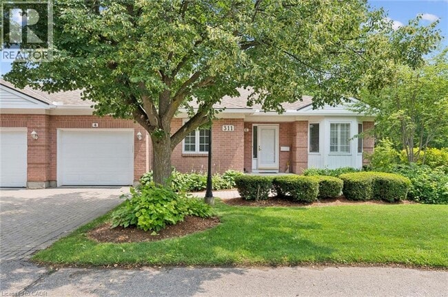 Photo - 311 George St N