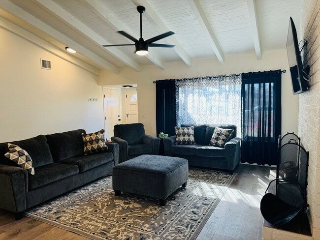 WINTER VACATION RENTAL: Newly Updated 3-Be... - WINTER VACATION RENTAL: Newly Updated 3-Be...