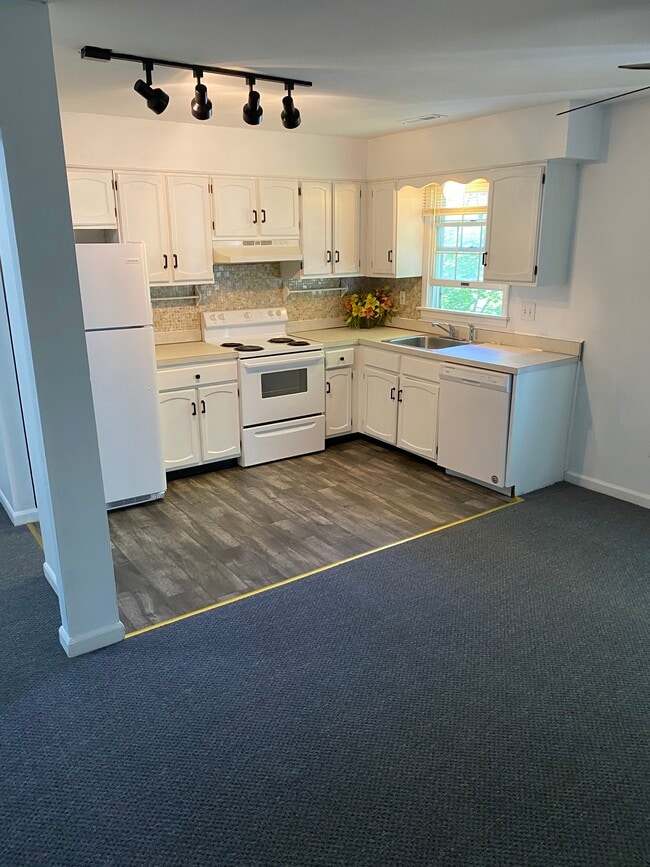 Cocina - 105 Carriage Path S