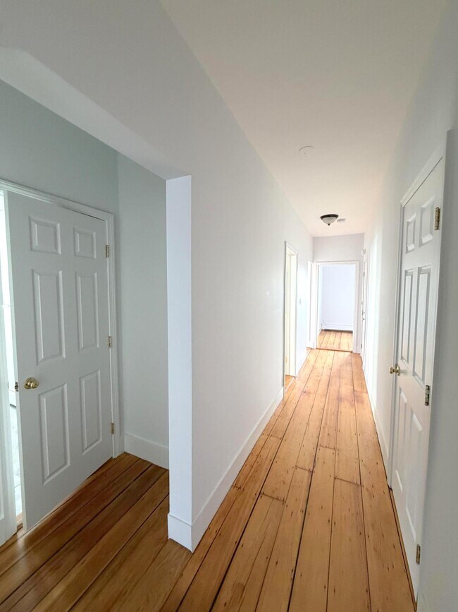 Photo - 61 Webster Ave