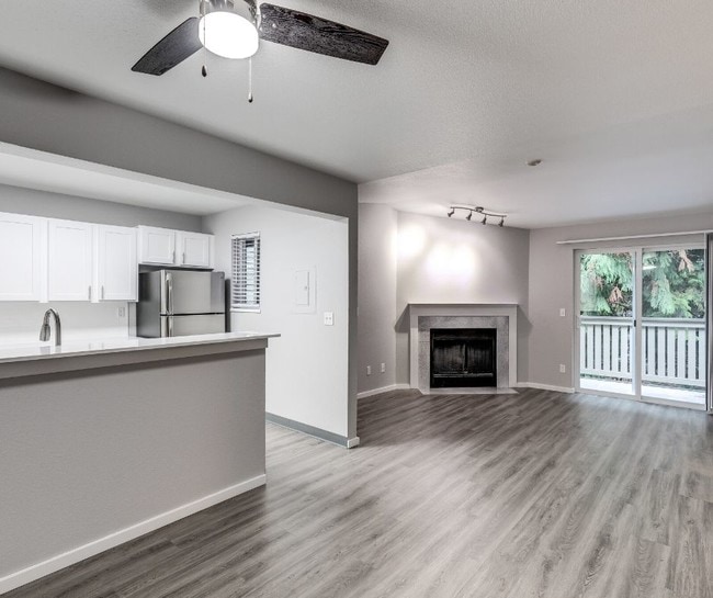 Building Photo - The Colony at Bear Creek Rental