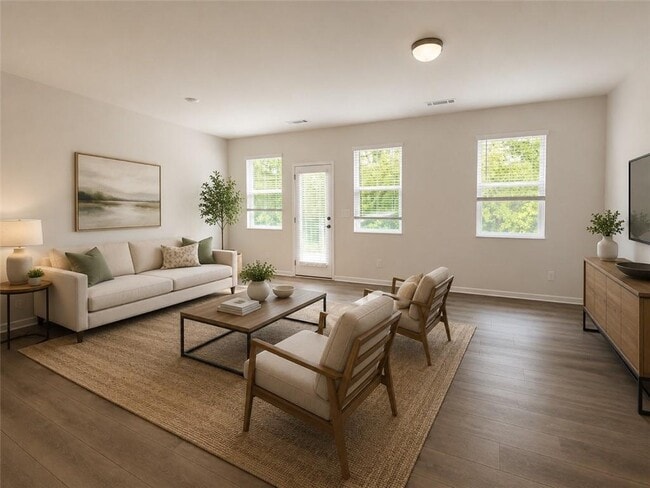 Photo - 508 Hayes Ln