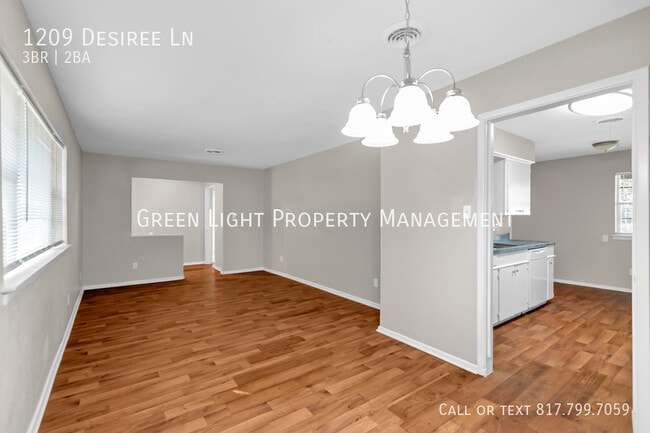 Photo - 1209 Desiree Ln