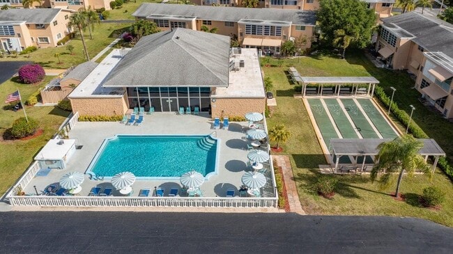 Photo - 2182 NE 1st Way