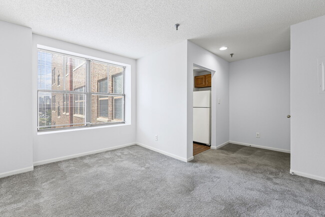 611 Living Room - The Majestic