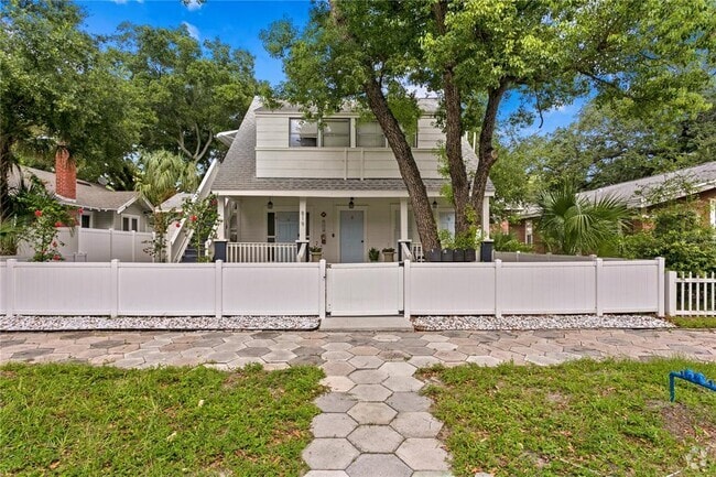 Building Photo - 819 11th St N Unit 1 Rental