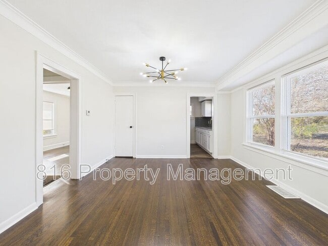 Photo - 4542 Chestnut Ave