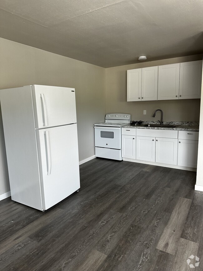Building Photo - 3519 S 56th St Rental