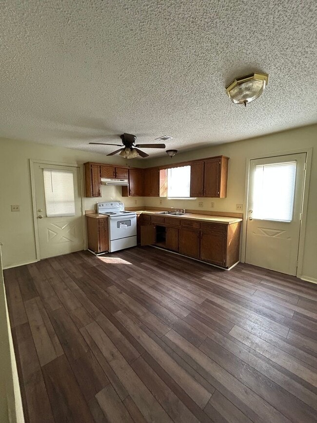 Photo - 106 Gabriel Cir