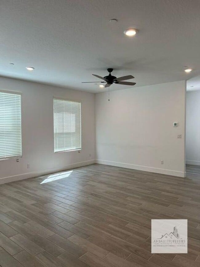 Photo - Beautiful Newer 3 Bedrooms 2.5 Baths Home with SOLAR!!!