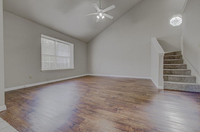 Photo - 2509 Riddle Rd Unit A