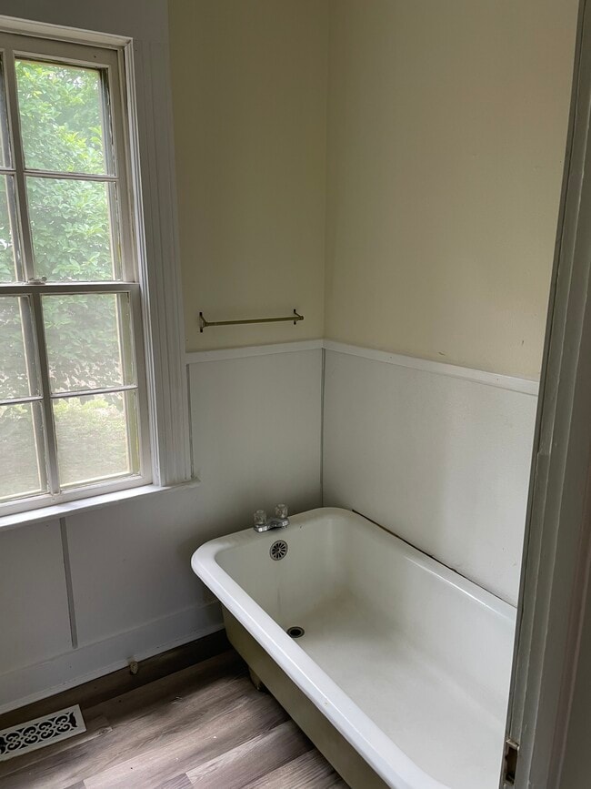 Photo - 1415 Pine Bluff St