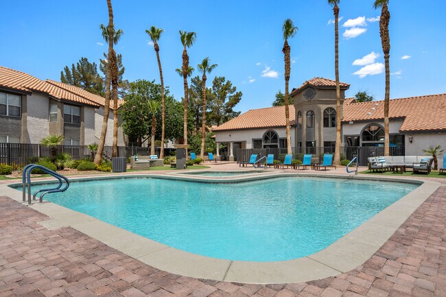 Photo - Solis at Flamingo