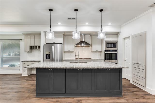 Photo - 101 S Weatherred Dr