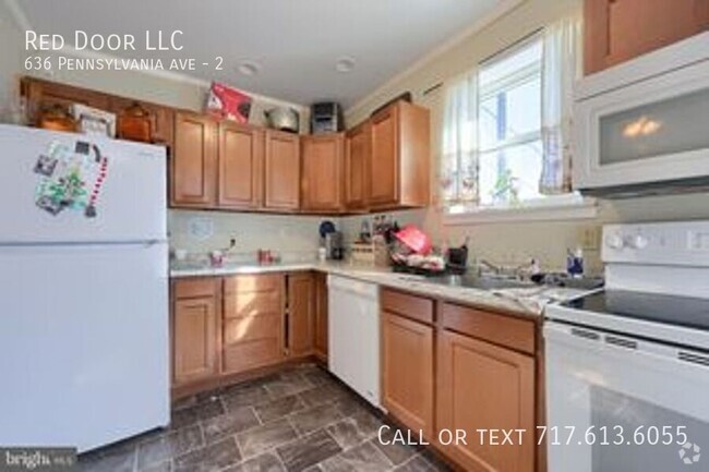 Building Photo - Large 3-bedroom Avenues area of York Unit 2 Rental