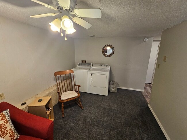 Photo - NIce remodeled 2 bedroom home close to dow...