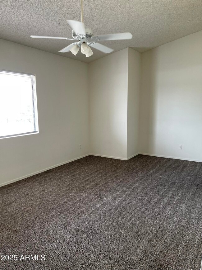 Photo - 6550 N 47th Ave