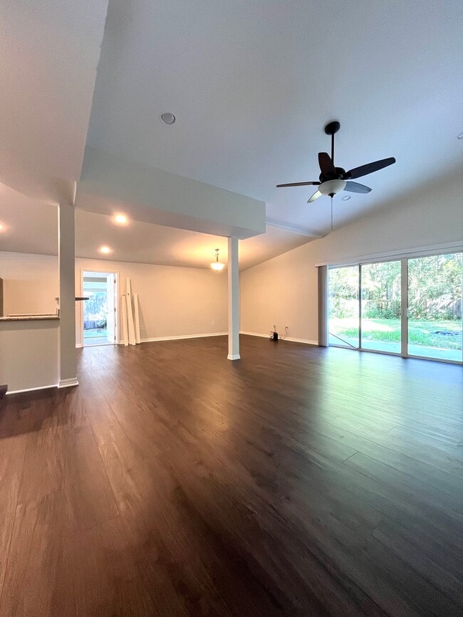 Photo - 1026 NE 31st Ave