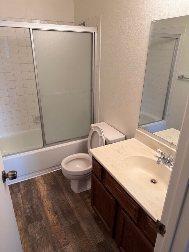 Photo - 2706 Powder Dr