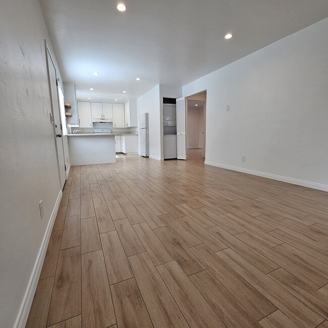 Photo - 1845 N Vulcan Ave Unit # 2