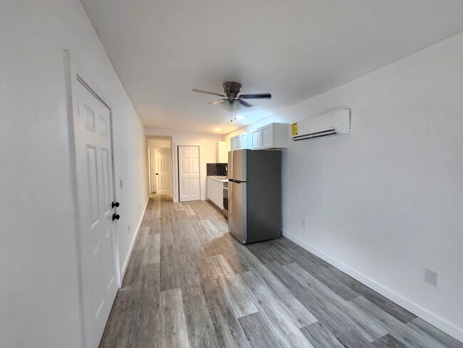 Photo - 1546 Moonflower St