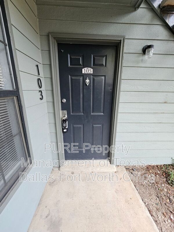 Photo - 814/103 Castleglen Drive