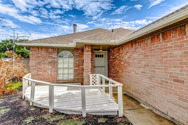 Photo - 8410 Fawn Wind Ct