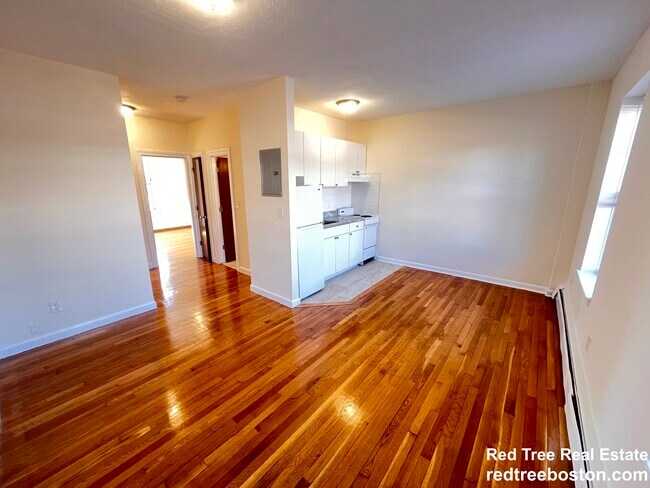 Photo - 172 N Beacon St Unit 3