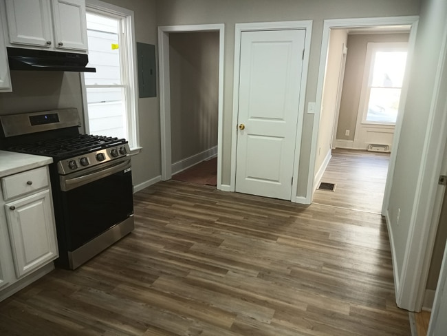 Photo - 57 Moreland St