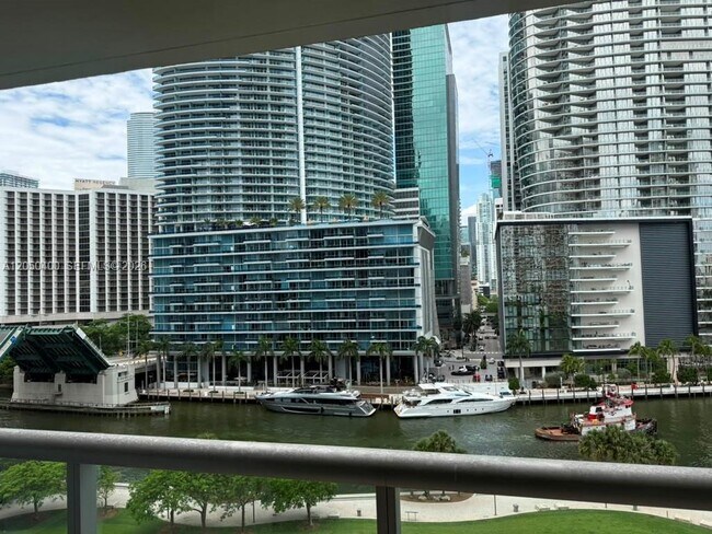 Photo - 475 Brickell Ave Unit 1012
