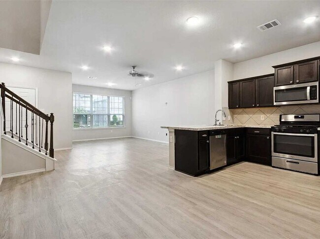 Photo - 15806 Perthshire Creek Dr