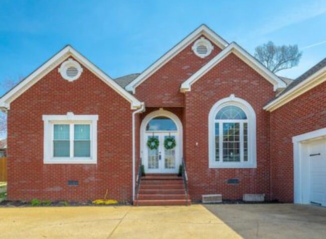 Photo - 8102 Hamilton Mill Dr