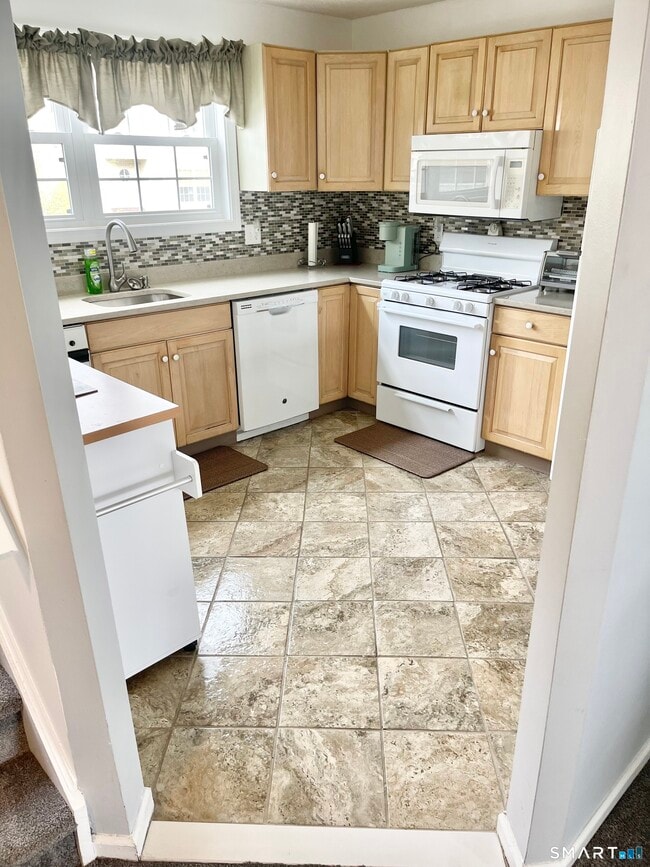 Photo - 2390 State St Unit APT 7F