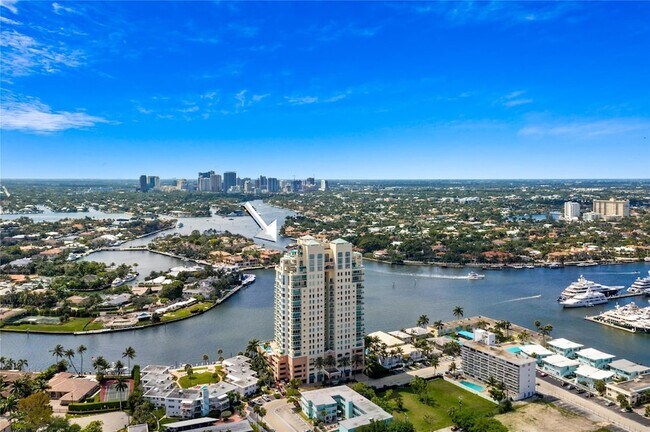 Photo - 3055 Harbor Dr Unit 703