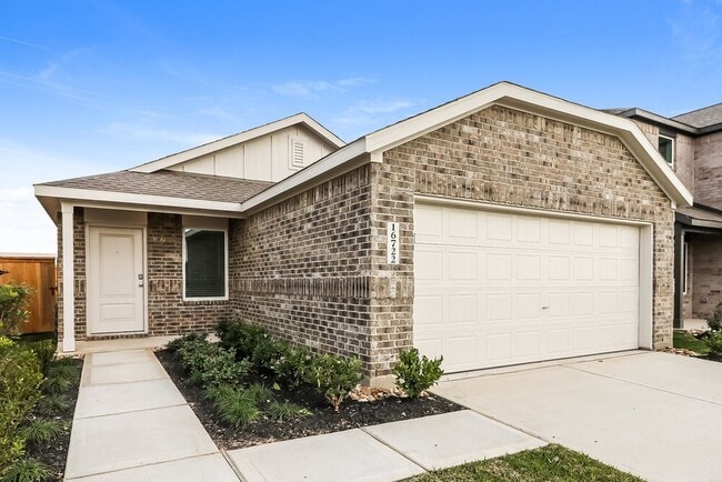 Photo - 16722 Old Wagon Wy