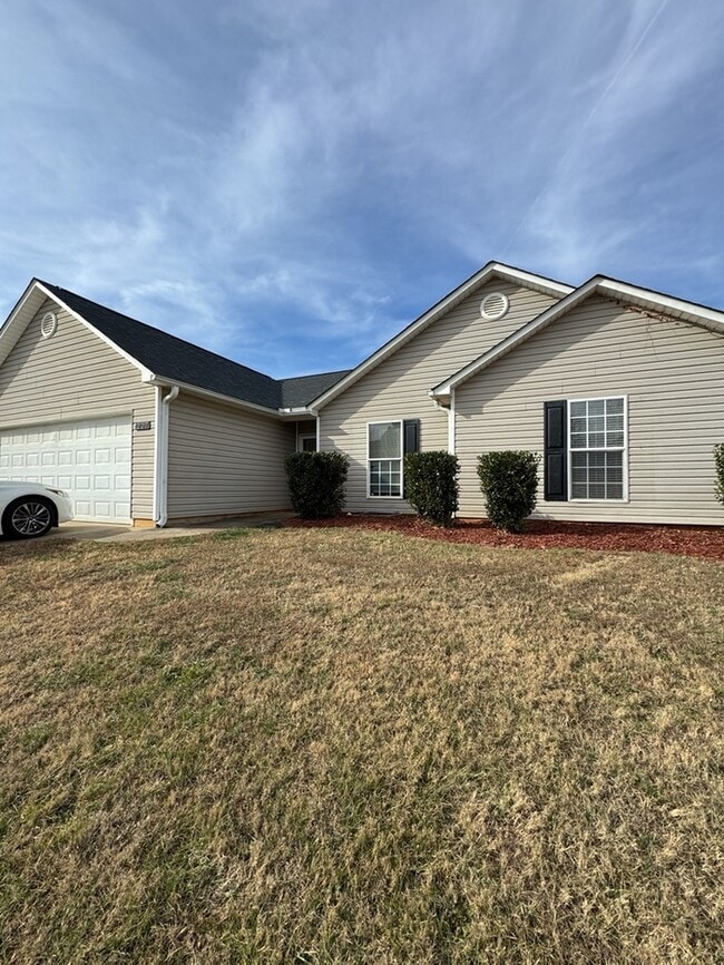 Photo - 3 Bedroom 2 Bathroom