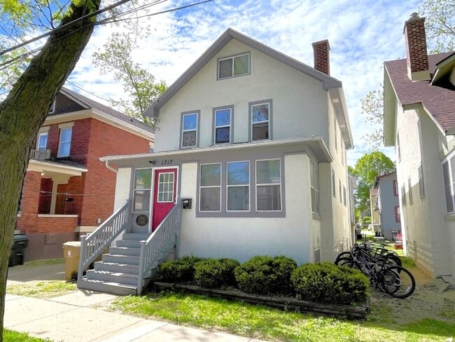 Building Photo - 1317 Milton St Rental