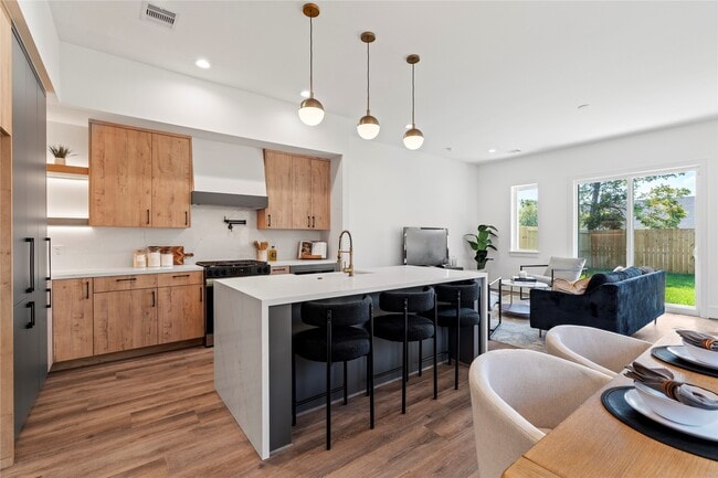 Photo - 4218 Nichols St