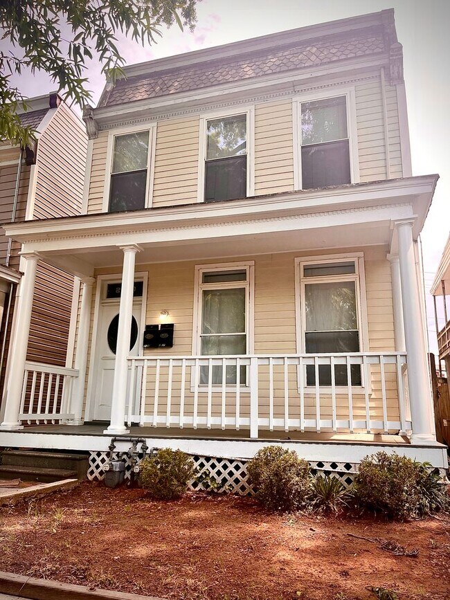 Building Photo - 2210 Parkwood Ave Unit 2210 Parkwood Ave- 2 Rental