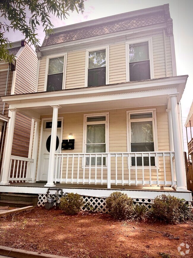Building Photo - 2210 Parkwood Ave Unit 2210 Parkwood Ave- 2 Rental