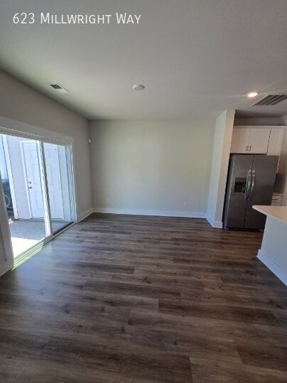 Photo - 623 Millwright Wy