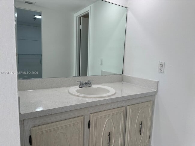 Photo - 1345 West Ave Unit 303