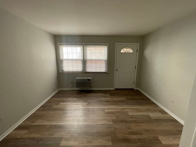 Photo - 2132 N Harlem Ave Unit 1C