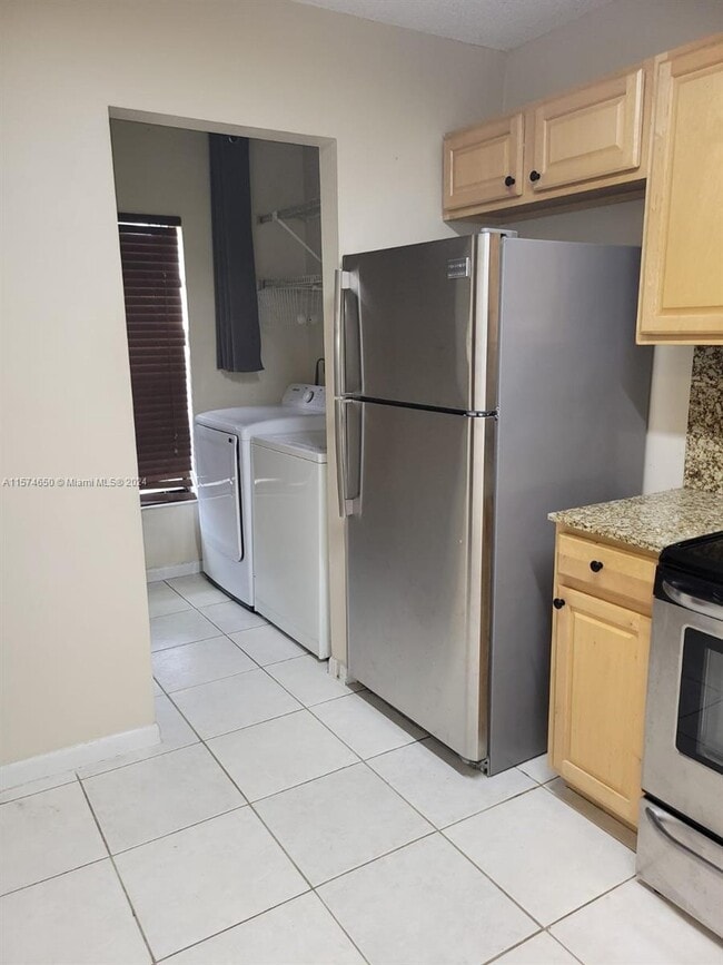 Building Photo - 7954 NW 41 Ct Rental