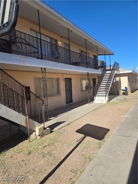 Photo - 409 W Van Buren Ave Unit 6