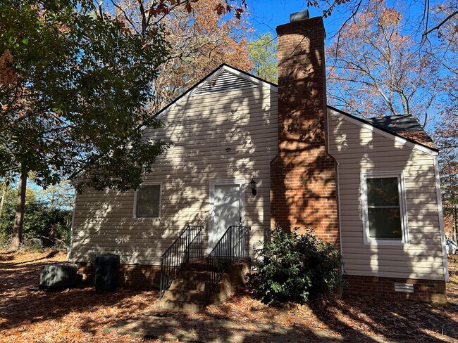 Photo - 307 Glendale Dr W Townhome