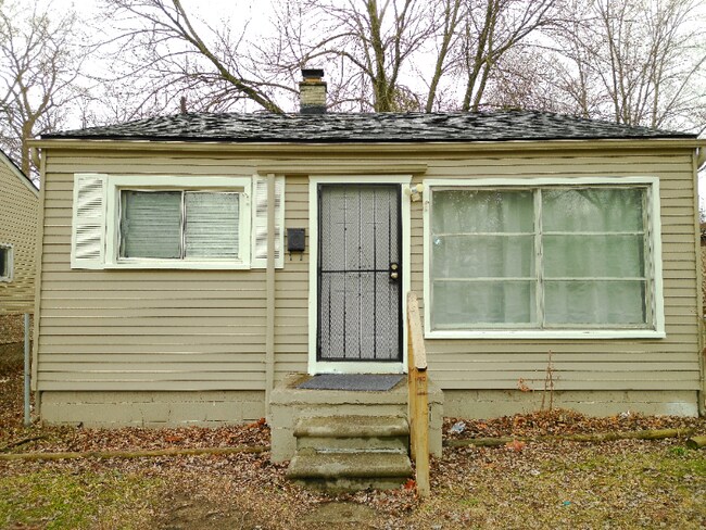 Photo - 29743 Birchwood St