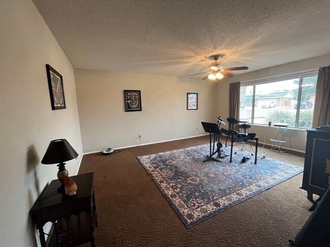 Photo - Large 4 bedroom with  yard