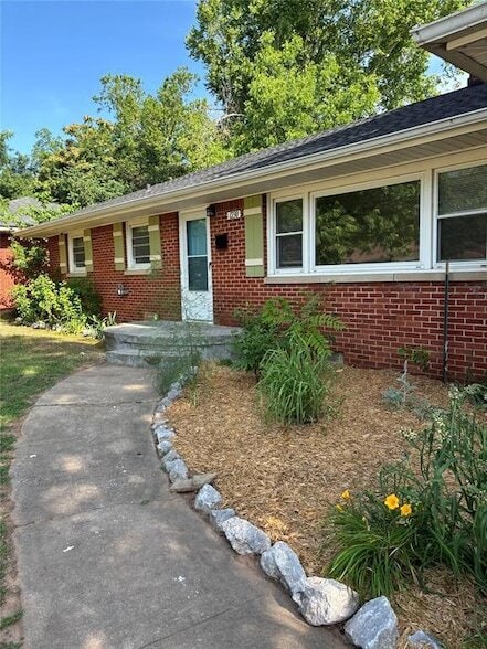 Photo - 1230 Caddell Ln