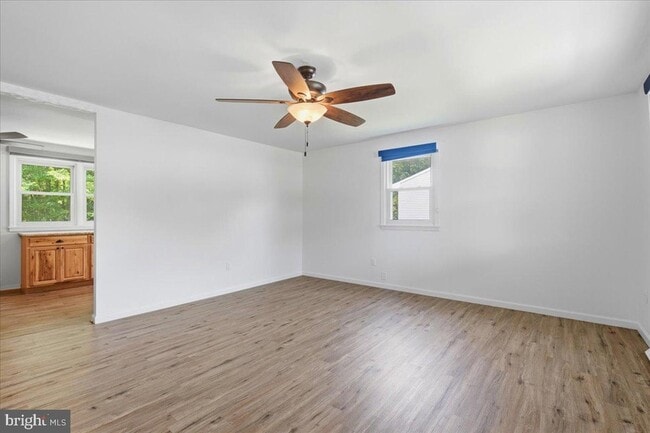 Photo - 1447 Knight Ave